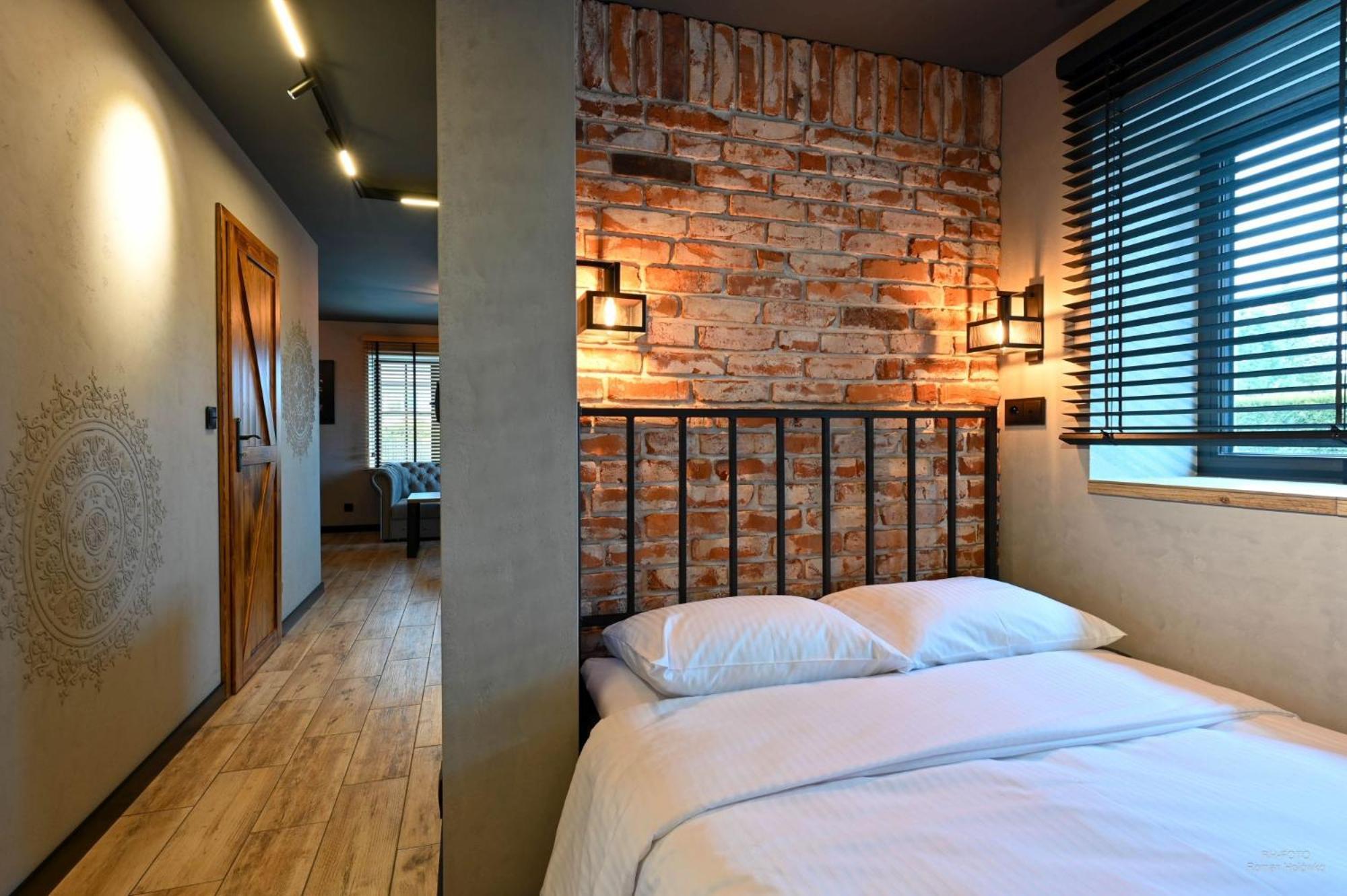Aparthotel Mamma Mia - Oświęcim Esterno foto