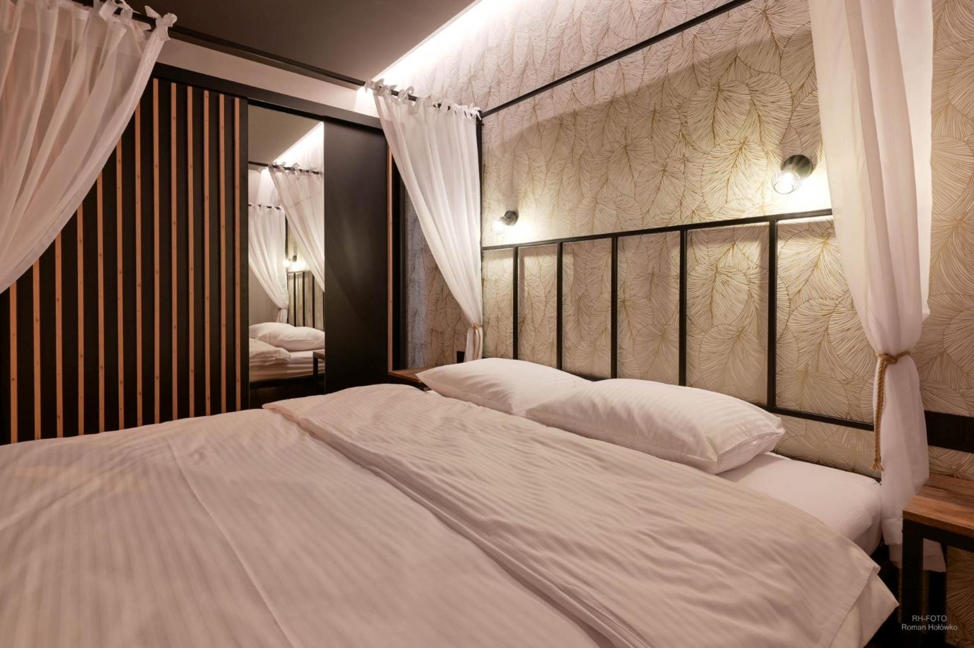 Aparthotel Mamma Mia - Oświęcim Esterno foto