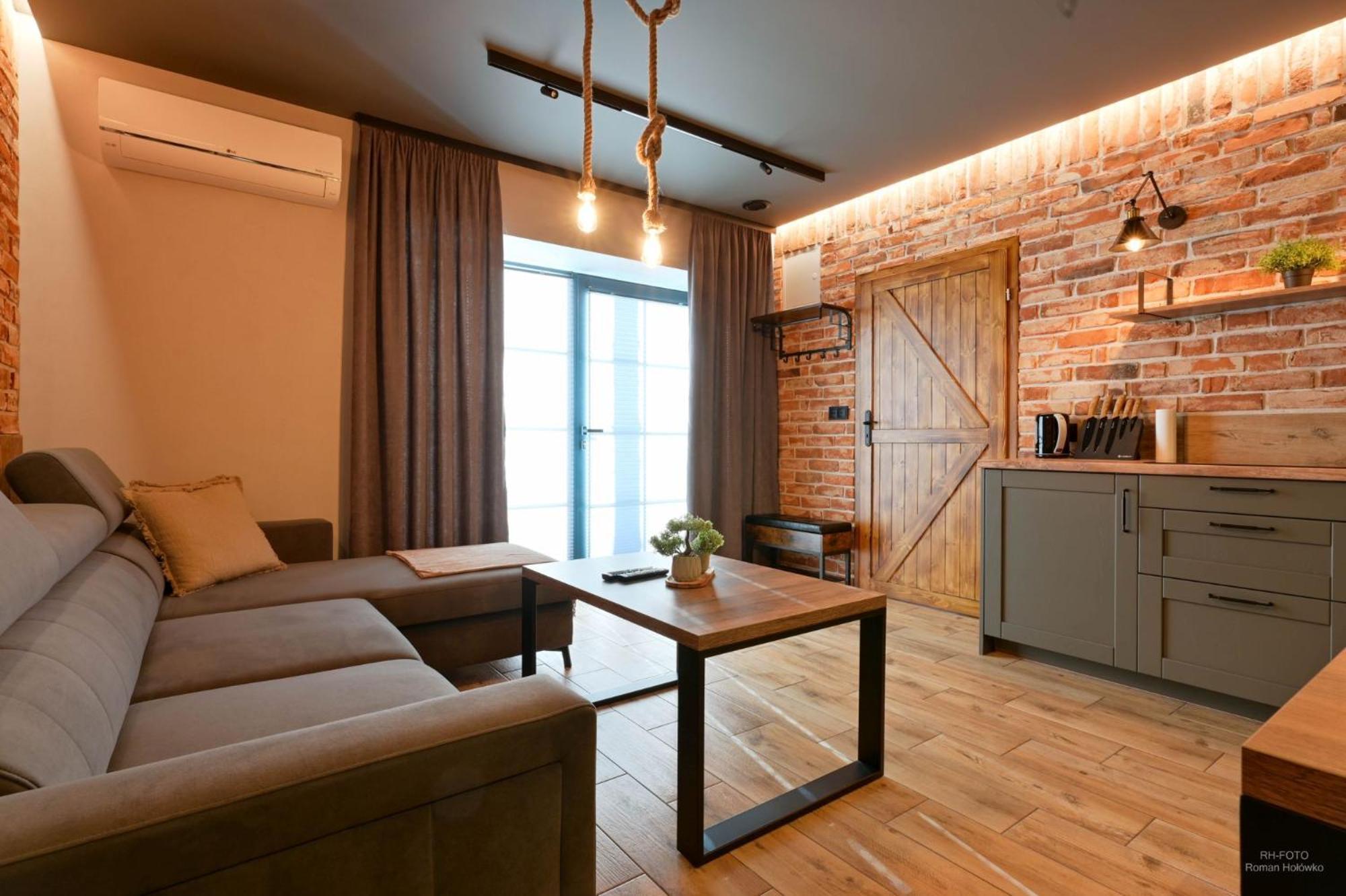 Aparthotel Mamma Mia - Oświęcim Esterno foto