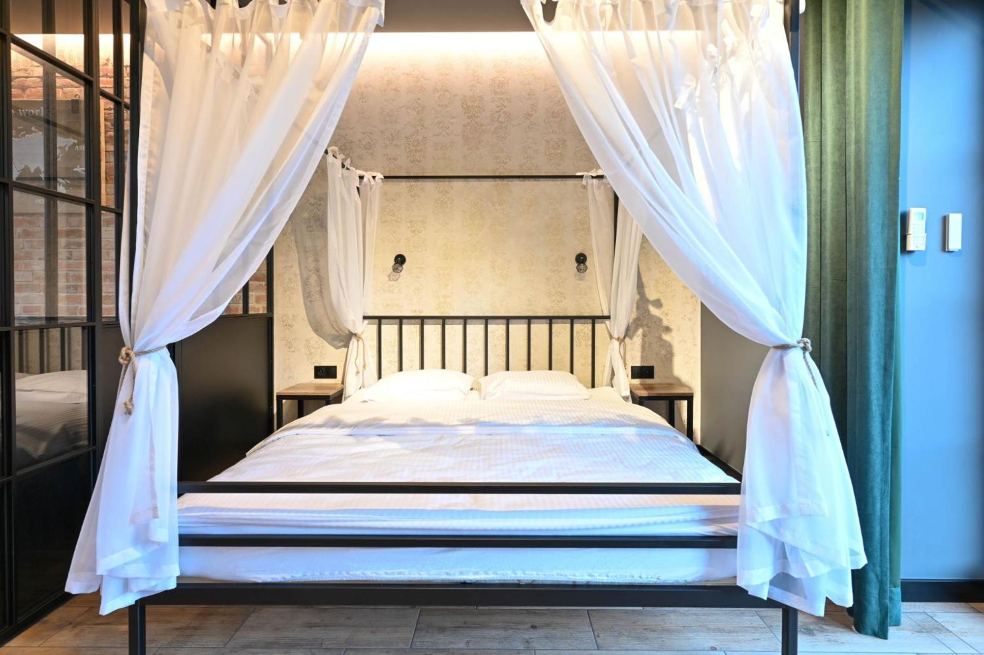 Aparthotel Mamma Mia - Oświęcim Esterno foto